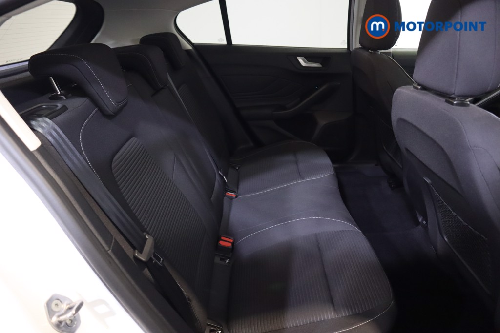 Ford Focus Titanium Manual Petrol Hatchback - Stock Number (1553150) - 7th supplementary image