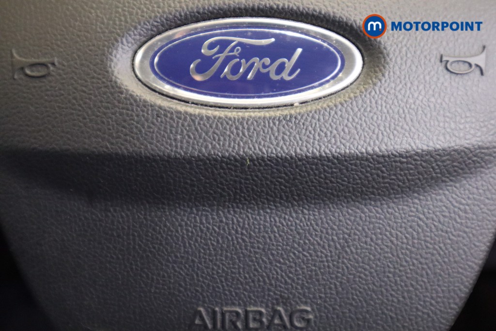 Ford Focus Titanium Manual Petrol Hatchback - Stock Number (1553150) - 17th supplementary image