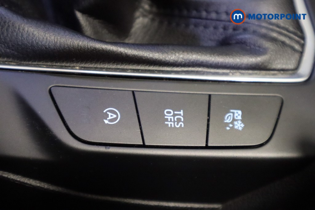 Ford Focus Titanium Manual Petrol Hatchback - Stock Number (1553150) - 22nd supplementary image