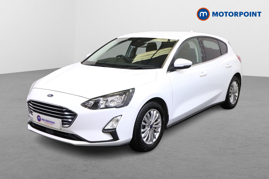 Ford Focus Titanium Manual Petrol Hatchback - Stock Number (1553150) - Passenger side front corner