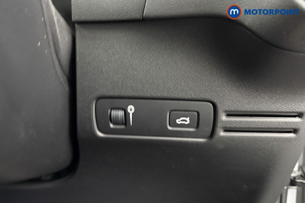 Volvo Xc40 R Design Automatic Petrol SUV - Stock Number (1553168) - 15th supplementary image