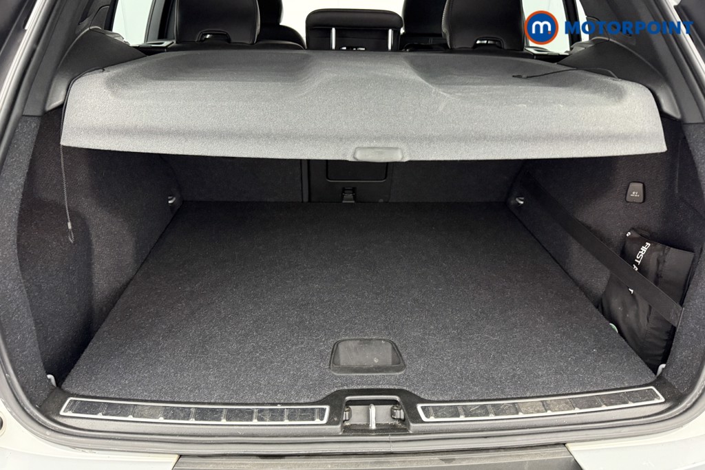 Volvo Xc40 R Design Automatic Petrol SUV - Stock Number (1553168) - 21st supplementary image