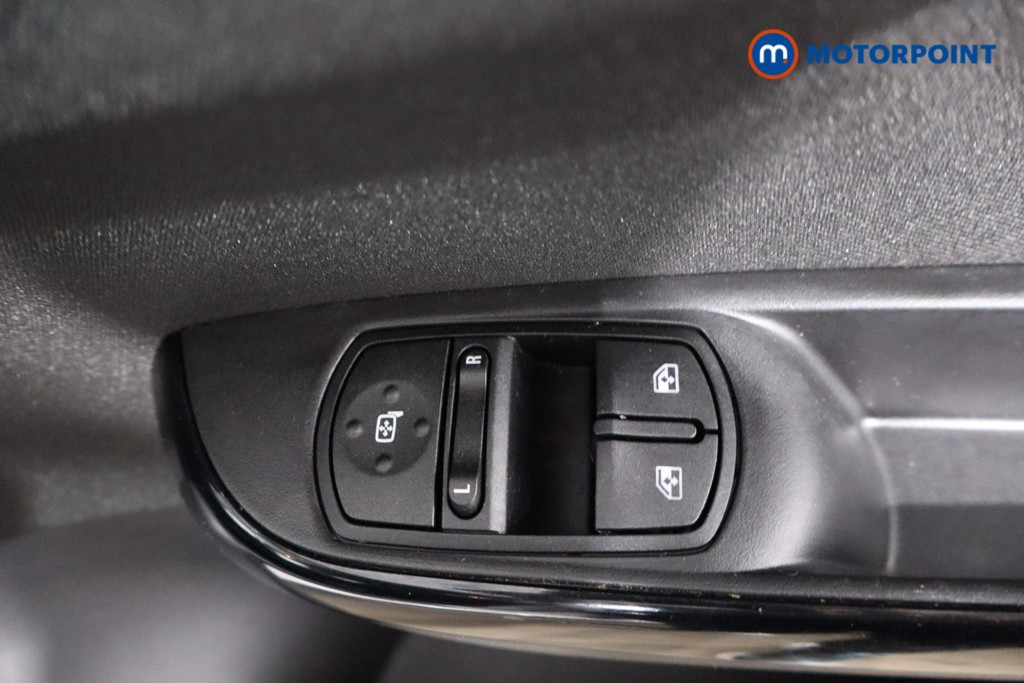 Vauxhall Corsa Sri Nav Manual Petrol Hatchback - Stock Number (1553201) - 17th supplementary image