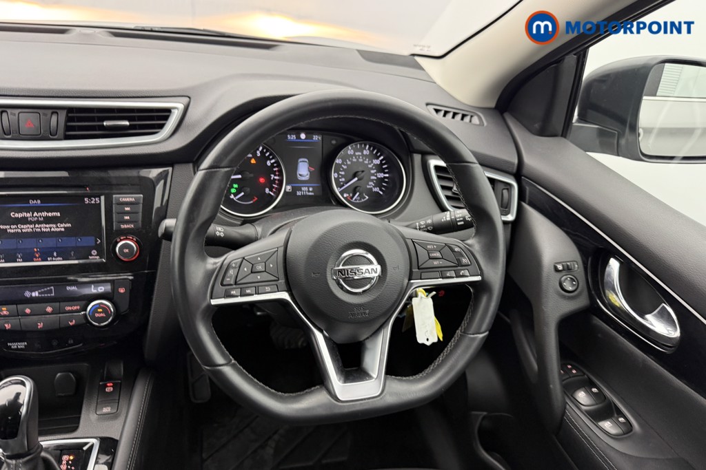Nissan Qashqai Acenta Premium Automatic Petrol SUV - Stock Number (1553642) - 2nd supplementary image
