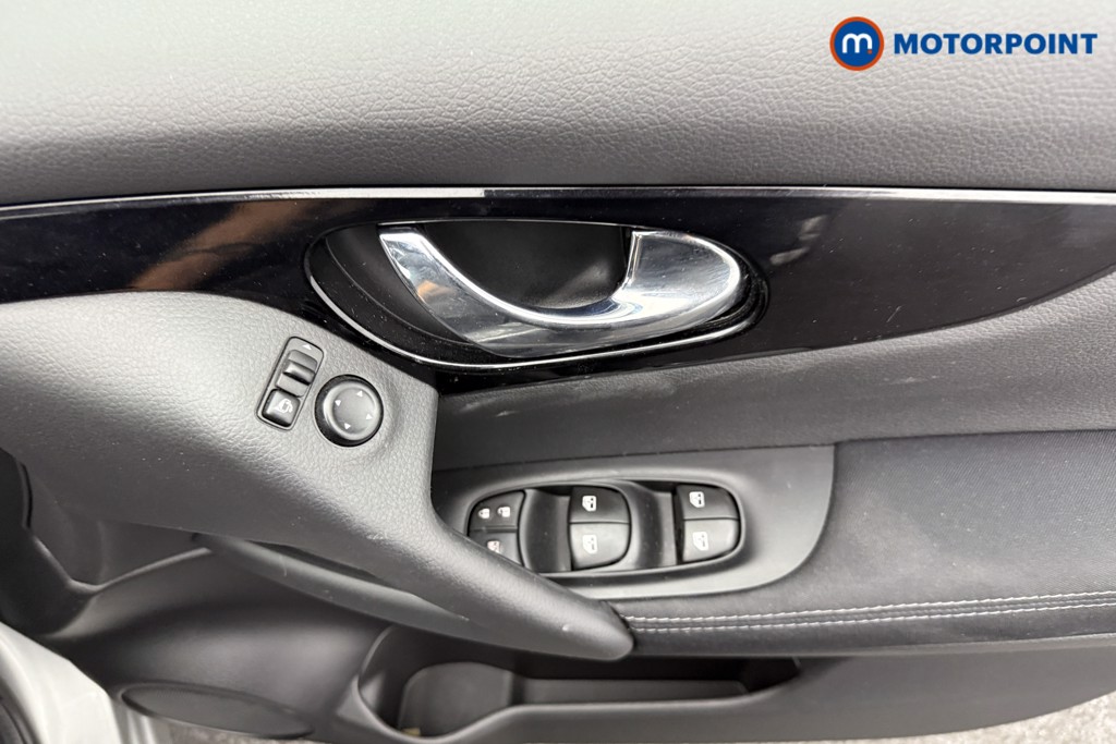 Nissan Qashqai Acenta Premium Automatic Petrol SUV - Stock Number (1553642) - 14th supplementary image