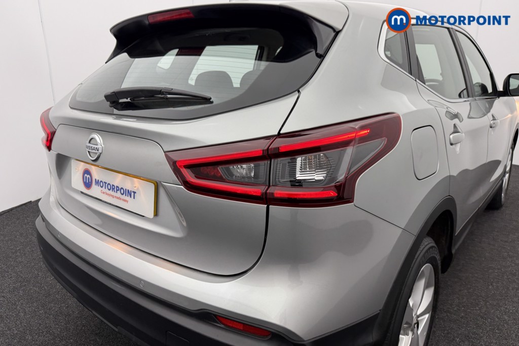 Nissan Qashqai Acenta Premium Automatic Petrol SUV - Stock Number (1553642) - 24th supplementary image