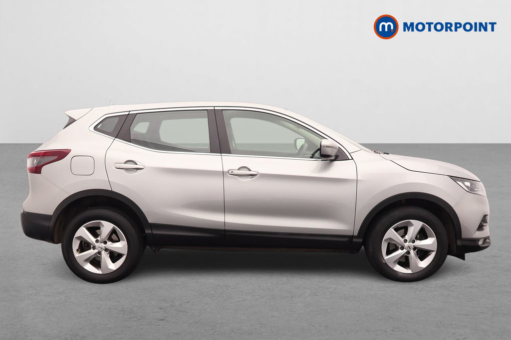 Nissan Qashqai Acenta Premium Automatic Petrol SUV - Stock Number (1553642) - Drivers side