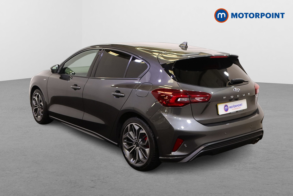 Ford Focus St-Line Vignale Manual Petrol-Electric Hybrid Hatchback - Stock Number (1553908) - Passenger side rear corner