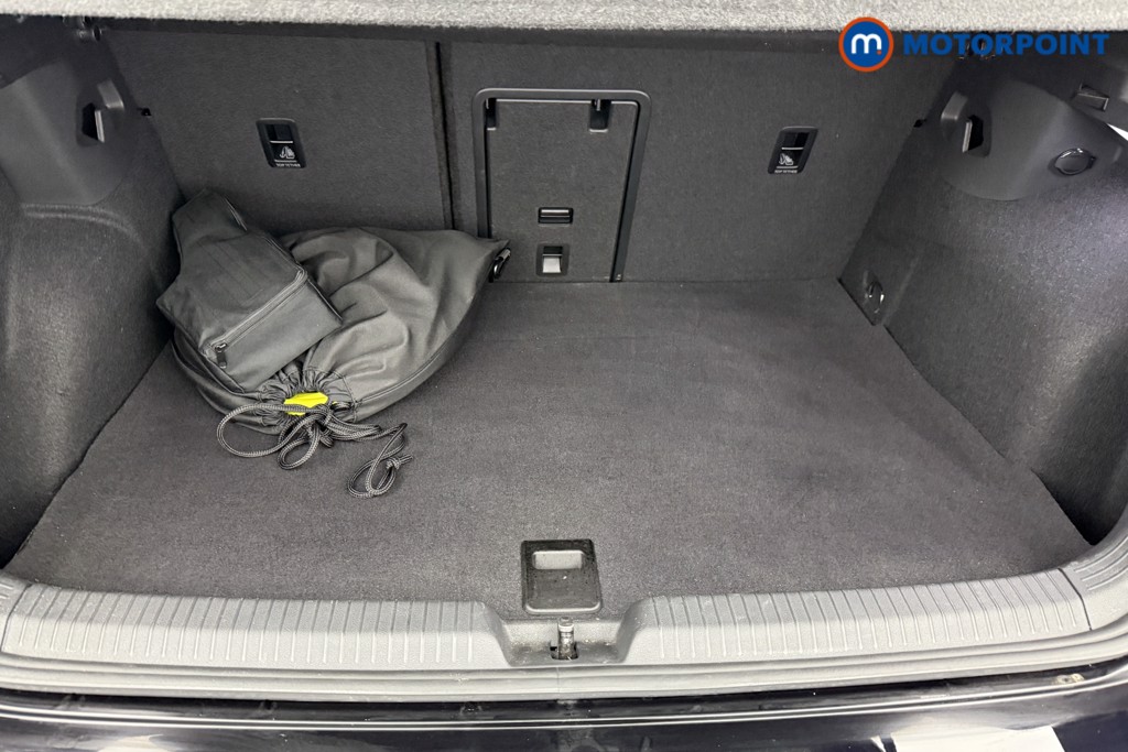 Volkswagen Golf GTE Automatic Petrol Plug-In Hybrid Hatchback - Stock Number (1554091) - 19th supplementary image