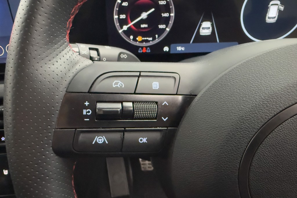 Hyundai Tucson N Line Manual Petrol SUV - Stock Number (1554101) - 4th supplementary image