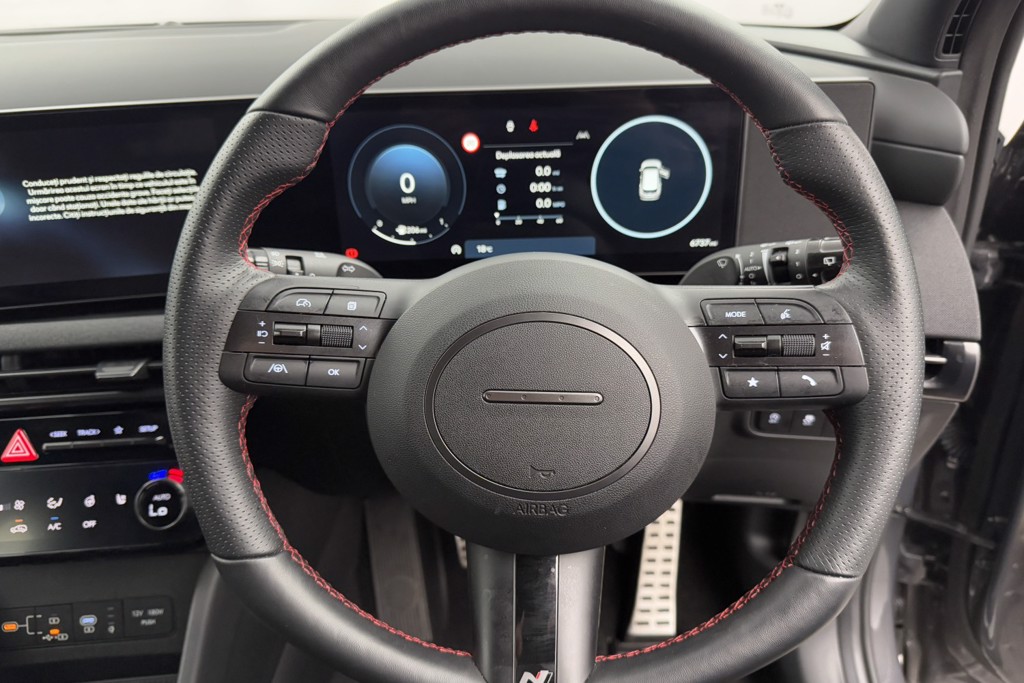 Hyundai Tucson N Line Manual Petrol SUV - Stock Number (1554156) - 3rd supplementary image