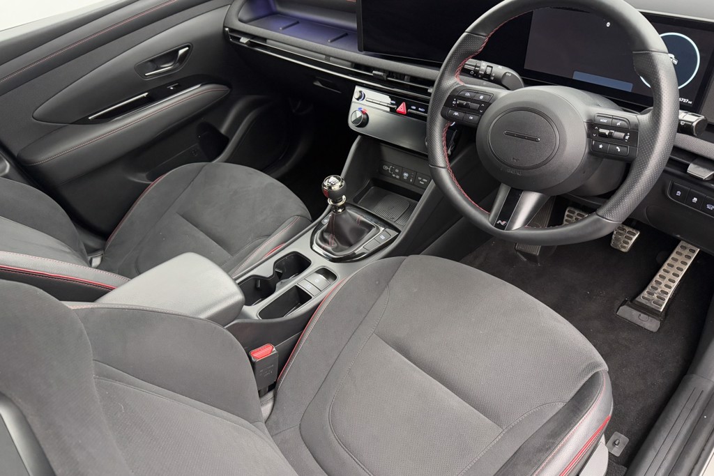 Hyundai Tucson N Line Manual Petrol SUV - Stock Number (1554156) - 1st supplementary image