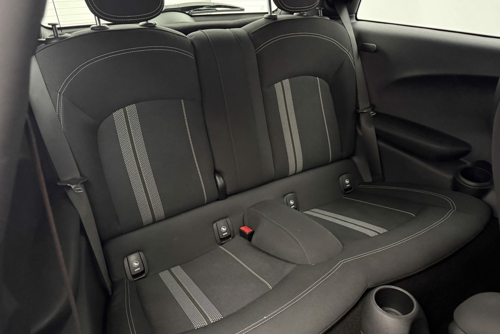 Mini Hatchback Cooper Sport Manual Petrol Hatchback - Stock Number (1554301) - 21st supplementary image