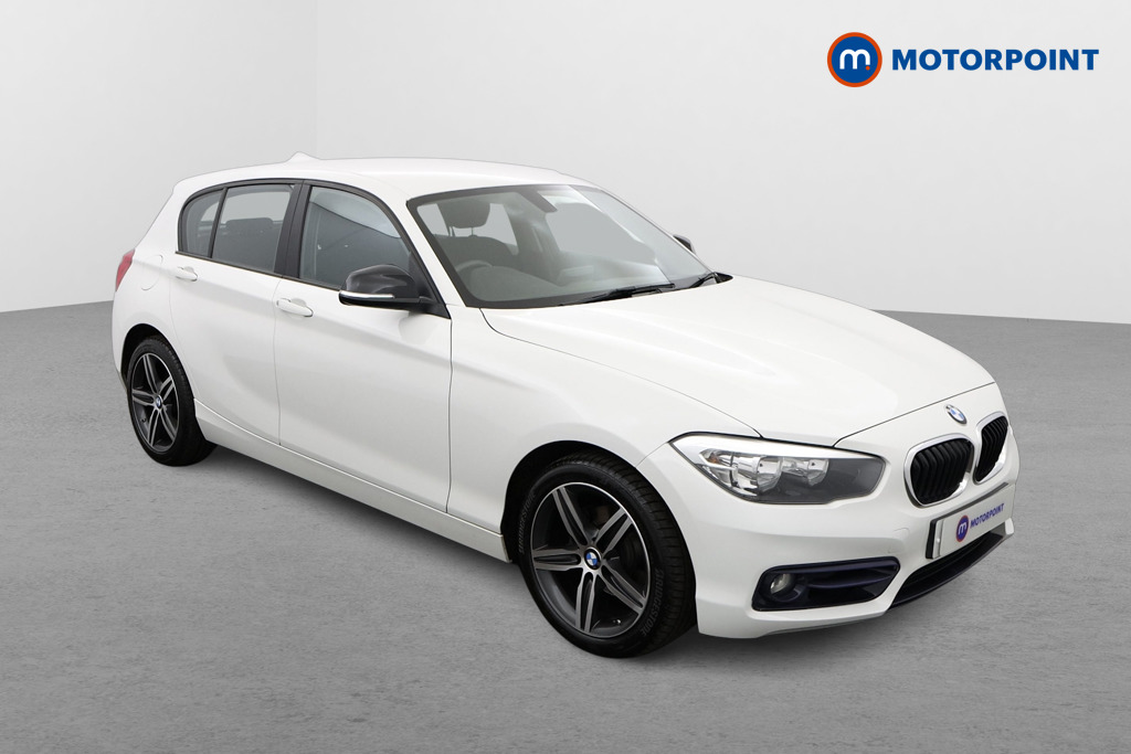 BMW 1 Series Sport Manual Petrol Hatchback - Stock Number (1554332) - Drivers side front corner