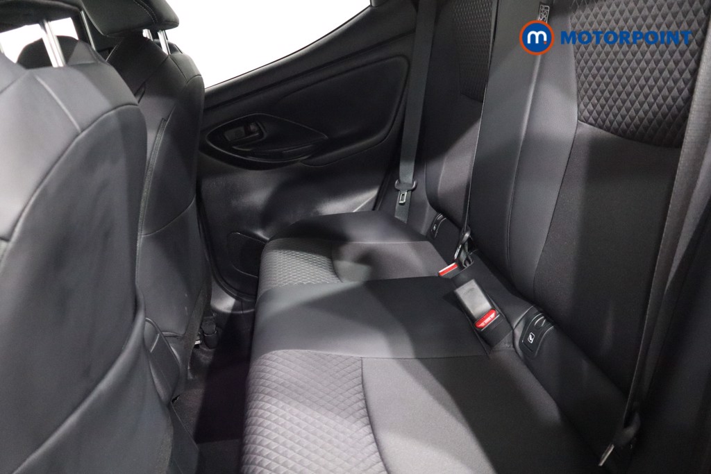 Toyota Yaris Excel Automatic Petrol-Electric Hybrid Hatchback - Stock Number (1554355) - 5th supplementary image