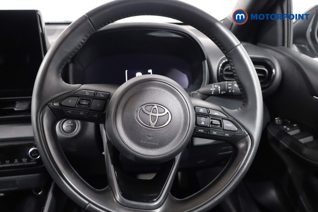 Toyota Yaris Excel Automatic Petrol-Electric Hybrid Hatchback - Stock Number (1554355) - 6th supplementary image