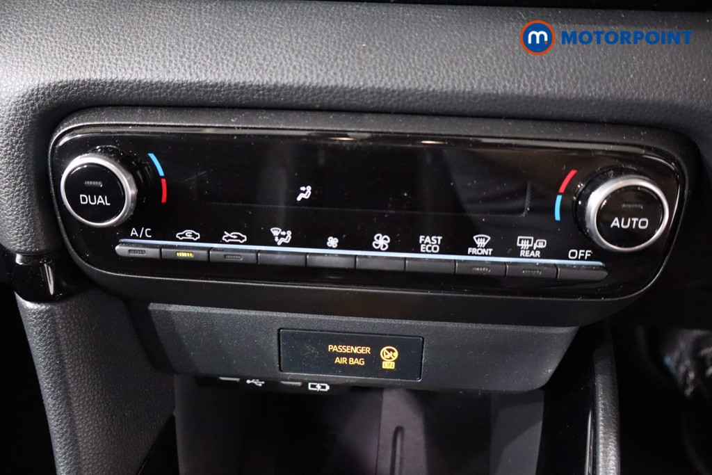 Toyota Yaris Excel Automatic Petrol-Electric Hybrid Hatchback - Stock Number (1554355) - 16th supplementary image