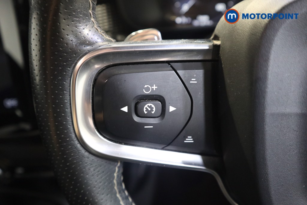 Volvo Xc40 R Design Automatic Petrol SUV - Stock Number (1554398) - 3rd supplementary image