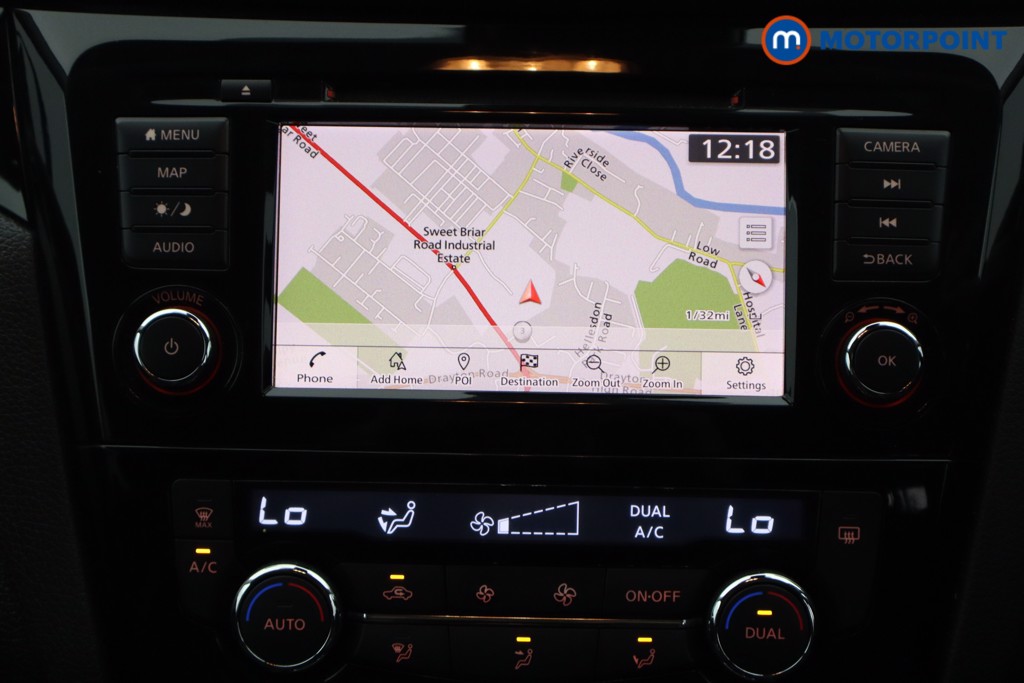 Nissan Qashqai N-Connecta Automatic Petrol SUV - Stock Number (1554561) - 2nd supplementary image