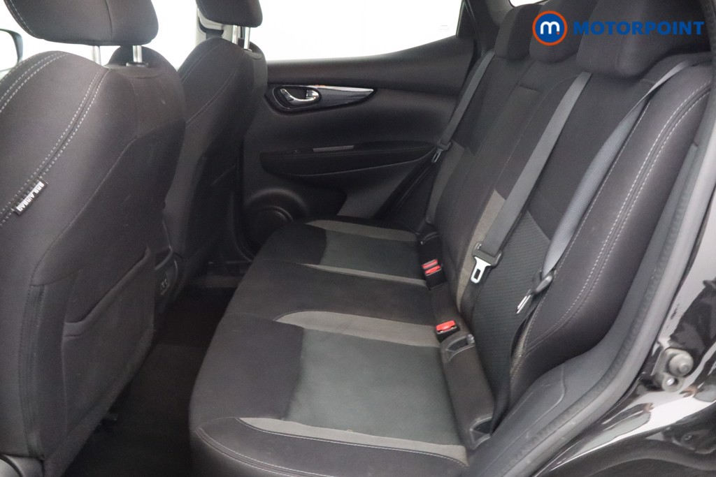 Nissan Qashqai N-Connecta Automatic Petrol SUV - Stock Number (1554561) - 21st supplementary image