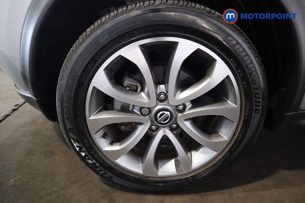 Nissan Juke Tekna Manual Petrol SUV - Stock Number (1554676) - 17th supplementary image