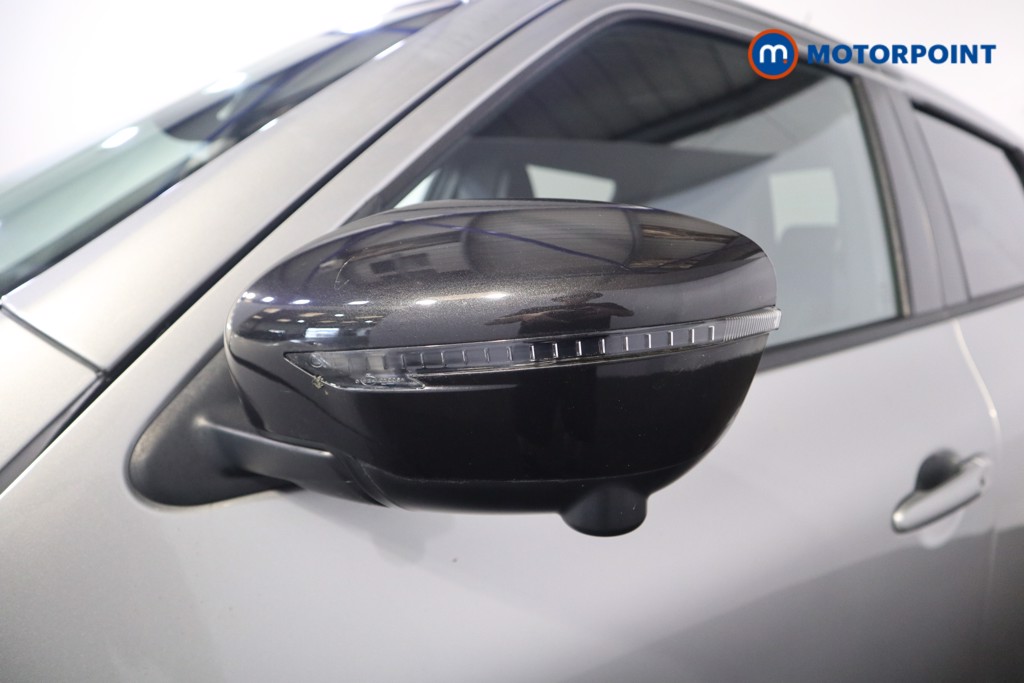 Nissan Juke Tekna Manual Petrol SUV - Stock Number (1554676) - 23rd supplementary image