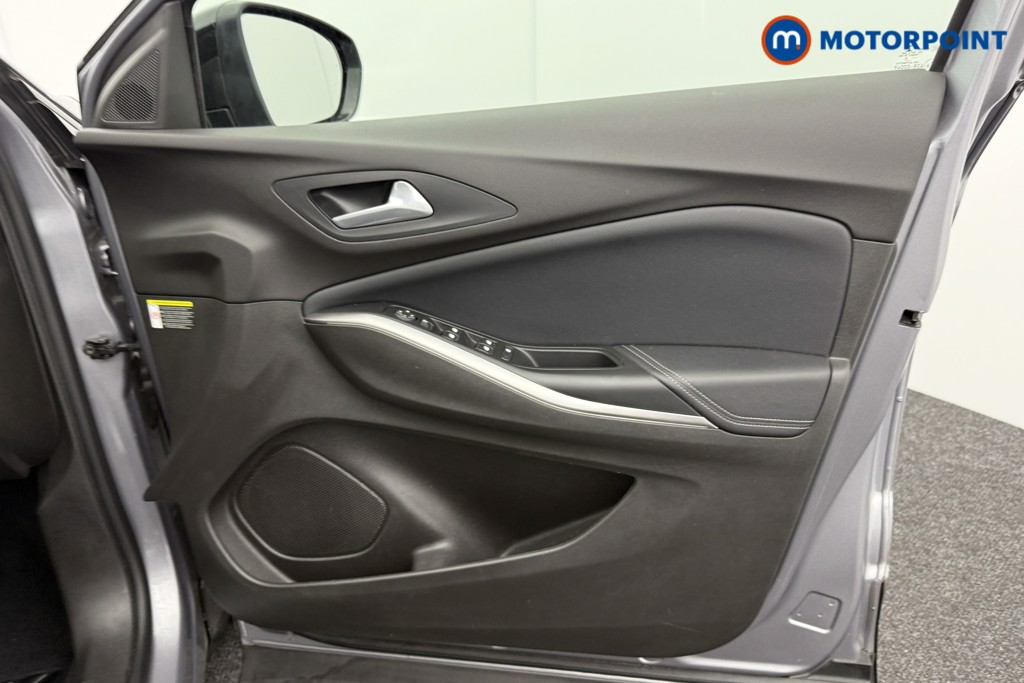 Vauxhall Grandland Design Manual Petrol SUV - Stock Number (1554681) - 16th supplementary image