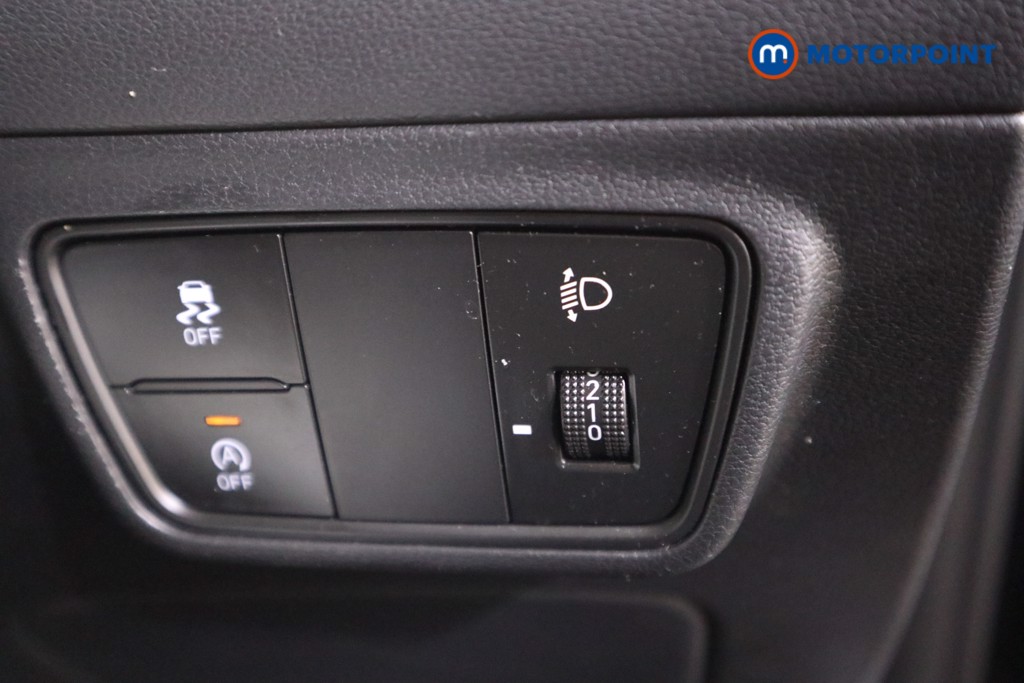 Hyundai Tucson Se Connect Manual Petrol SUV - Stock Number (1554799) - 9th supplementary image
