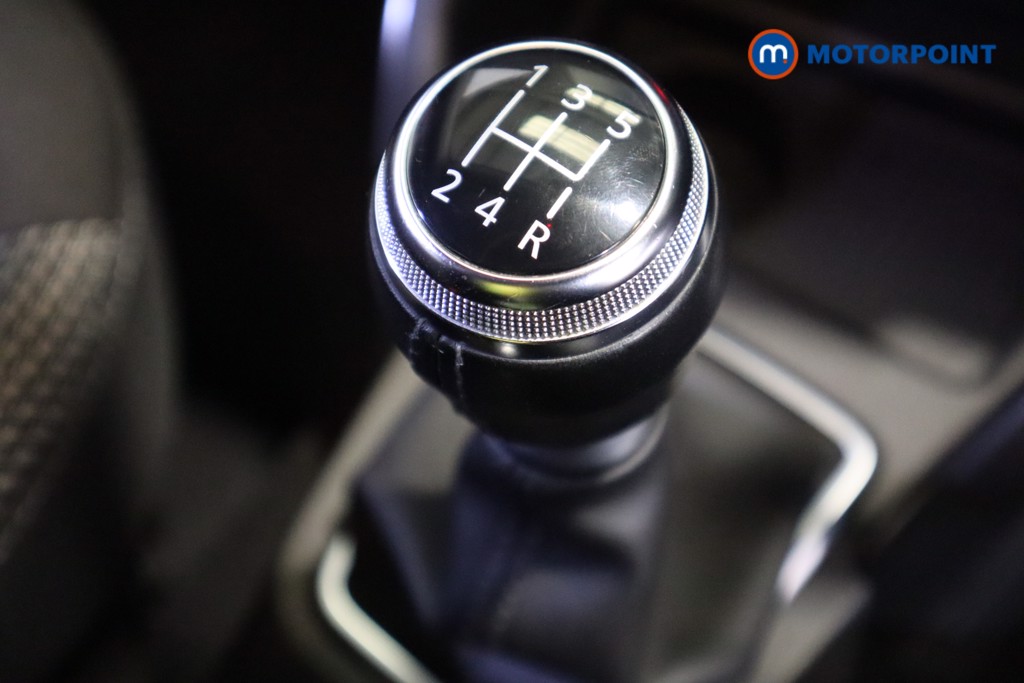 Dacia Duster Prestige Manual Petrol SUV - Stock Number (1554973) - 5th supplementary image