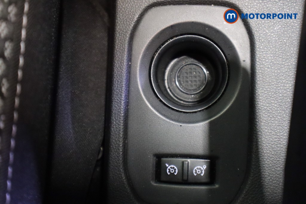 Dacia Duster Prestige Manual Petrol SUV - Stock Number (1554973) - 23rd supplementary image