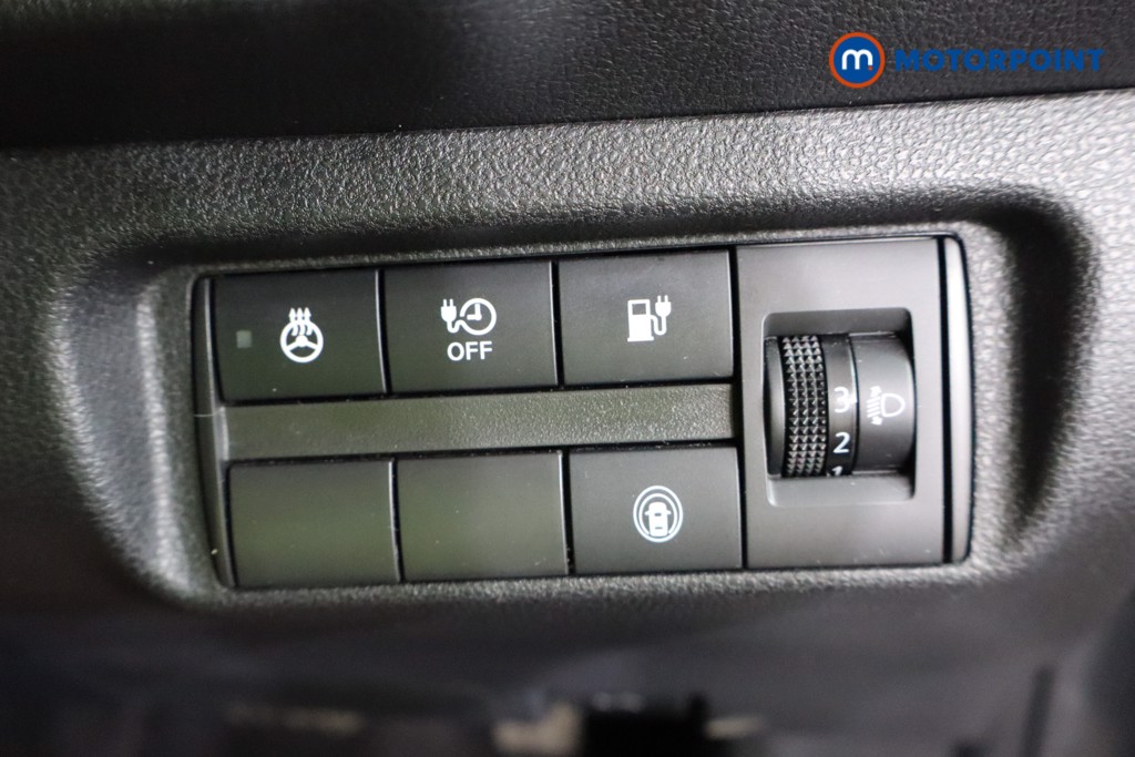 Nissan Leaf N-Connecta Automatic Electric Hatchback - Stock Number (1554974) - 13th supplementary image