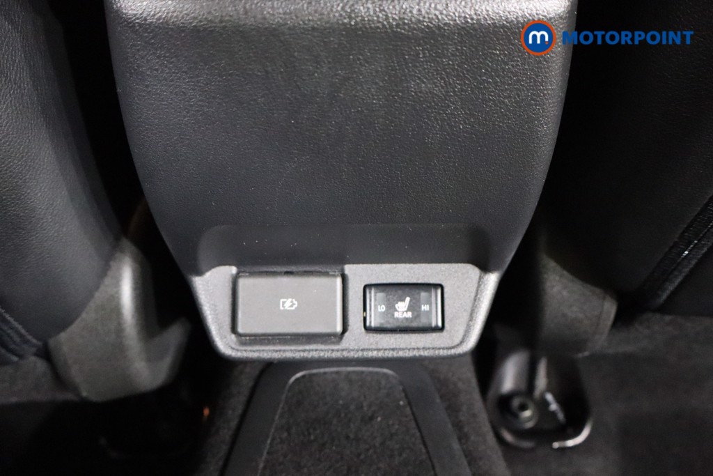 Nissan Leaf N-Connecta Automatic Electric Hatchback - Stock Number (1554974) - 17th supplementary image