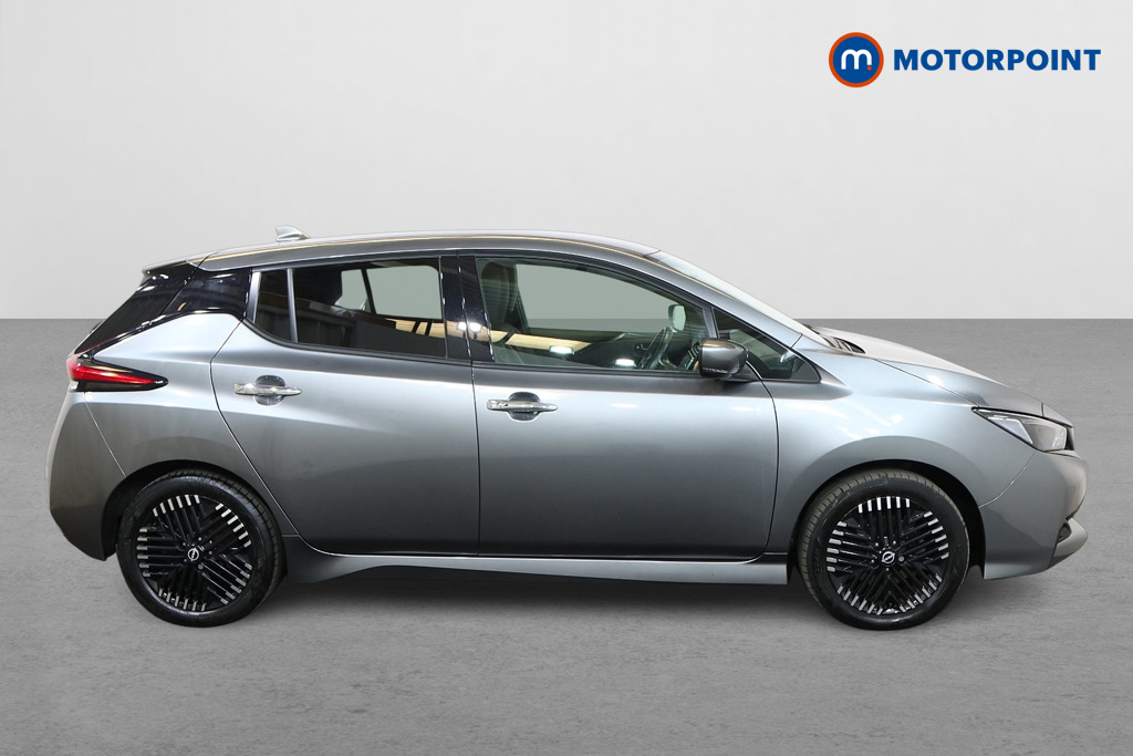 Nissan Leaf N-Connecta Automatic Electric Hatchback - Stock Number (1554974) - Drivers side
