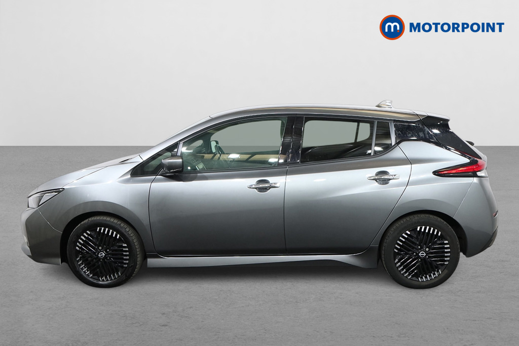 Nissan Leaf N-Connecta Automatic Electric Hatchback - Stock Number (1554974) - Passenger side