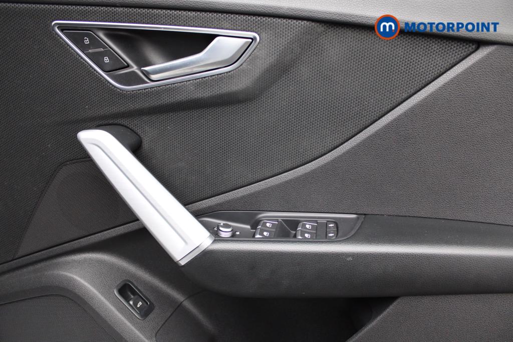 Audi Q2 Black Edition Manual Petrol SUV - Stock Number (1555186) - 17th supplementary image