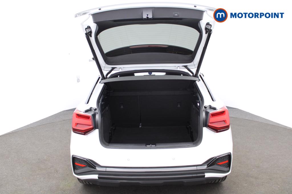 Audi Q2 Black Edition Manual Petrol SUV - Stock Number (1555186) - 19th supplementary image