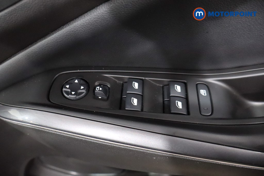 Vauxhall Grandland X Elite Nav Manual Petrol SUV - Stock Number (1555348) - 17th supplementary image