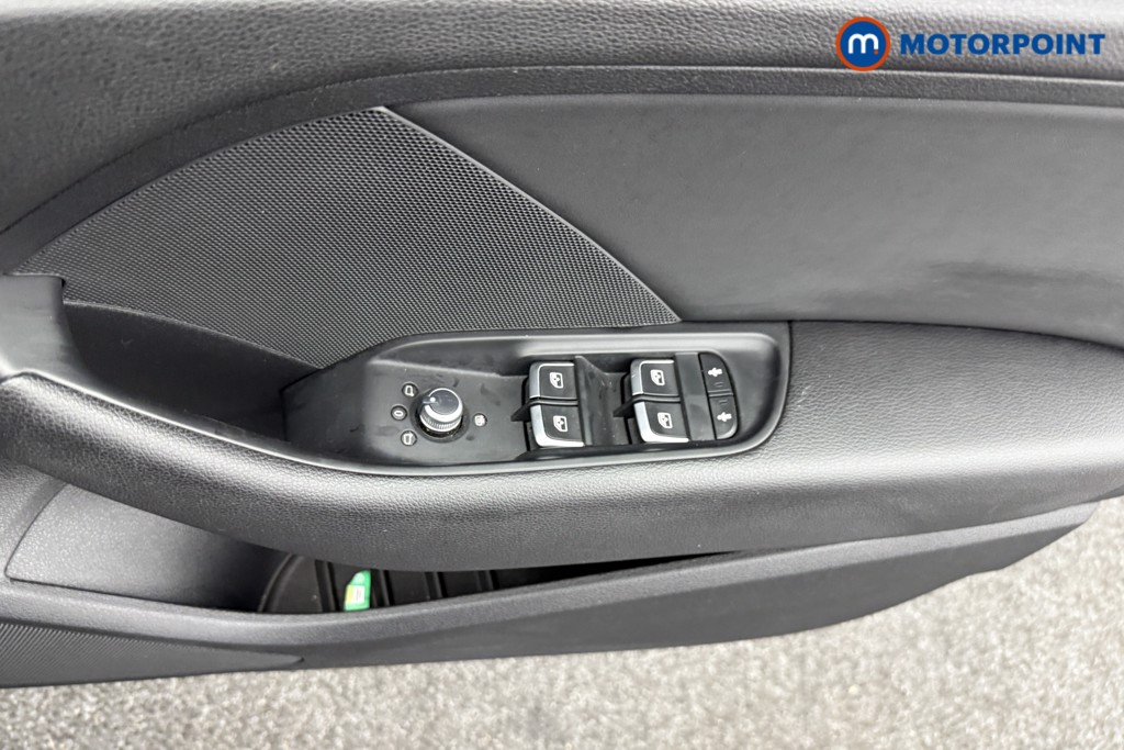 Audi A3 S Line Manual Petrol Hatchback - Stock Number (1555576) - 16th supplementary image