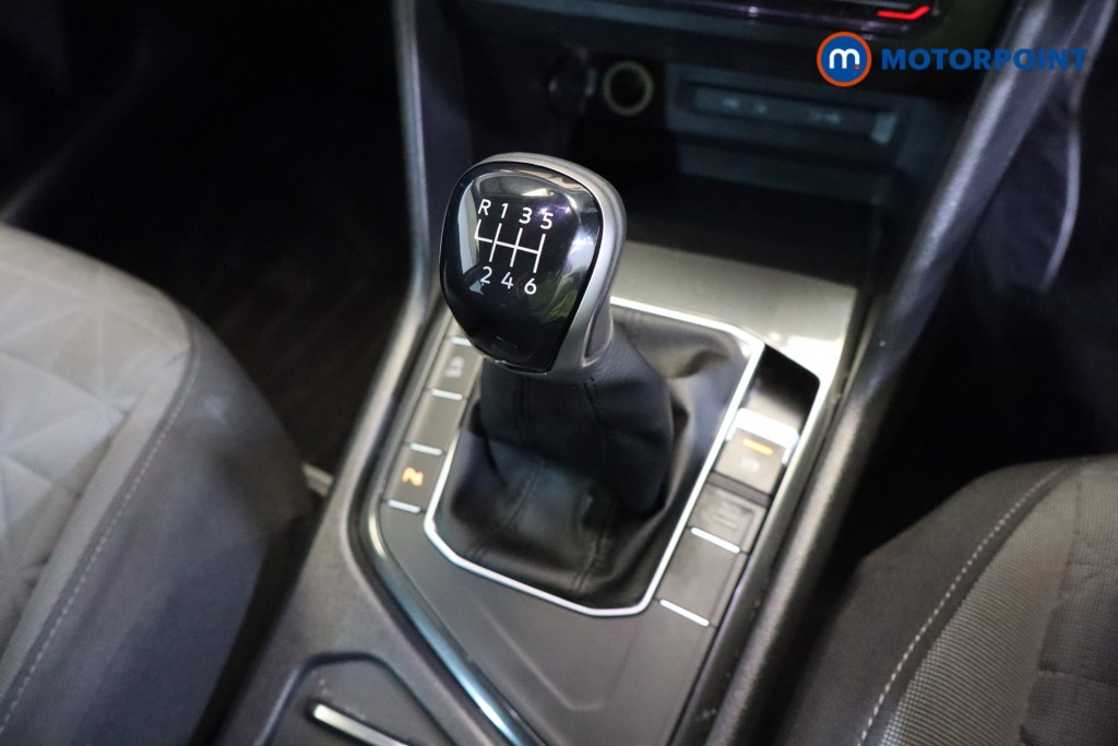 Volkswagen Tiguan Life Manual Petrol SUV - Stock Number (1555718) - 7th supplementary image