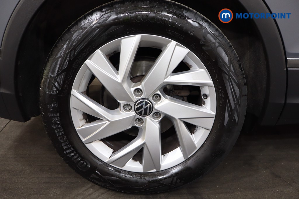 Volkswagen Tiguan Life Manual Petrol SUV - Stock Number (1555718) - 19th supplementary image