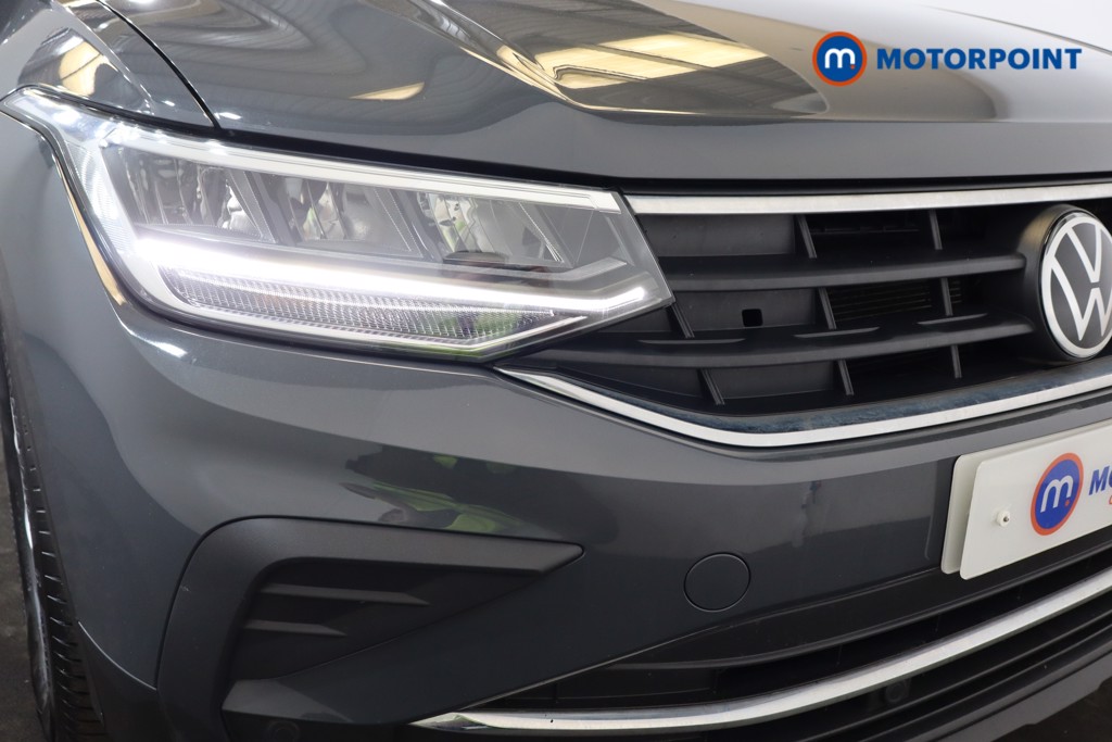 Volkswagen Tiguan Life Manual Petrol SUV - Stock Number (1555718) - 23rd supplementary image