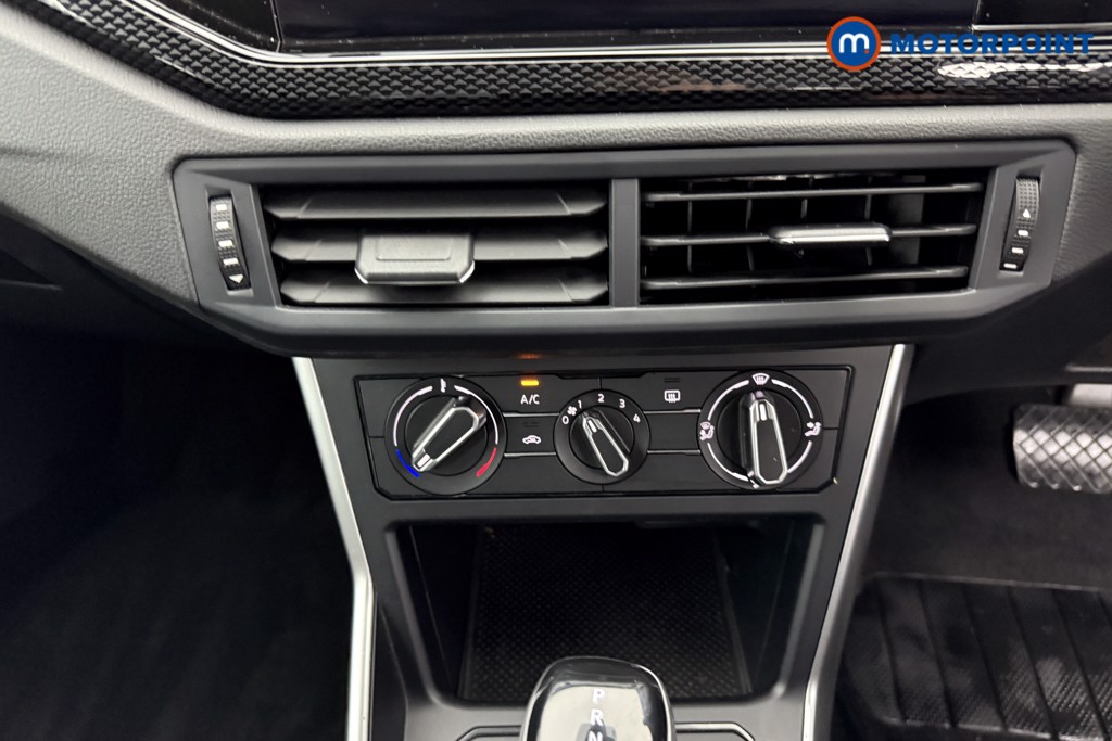 Volkswagen Polo Life Automatic Petrol Hatchback - Stock Number (1555969) - 12th supplementary image