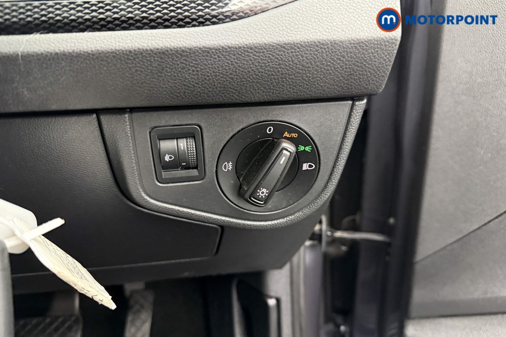 Volkswagen Polo Life Automatic Petrol Hatchback - Stock Number (1555969) - 16th supplementary image