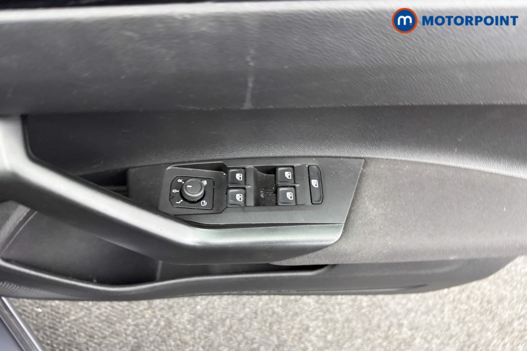 Volkswagen Polo Life Automatic Petrol Hatchback - Stock Number (1555969) - 17th supplementary image