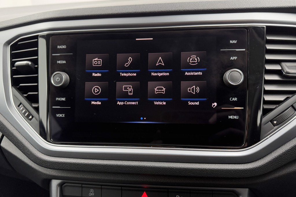 Volkswagen T-Roc Active Manual Petrol SUV - Stock Number (1555980) - 8th supplementary image