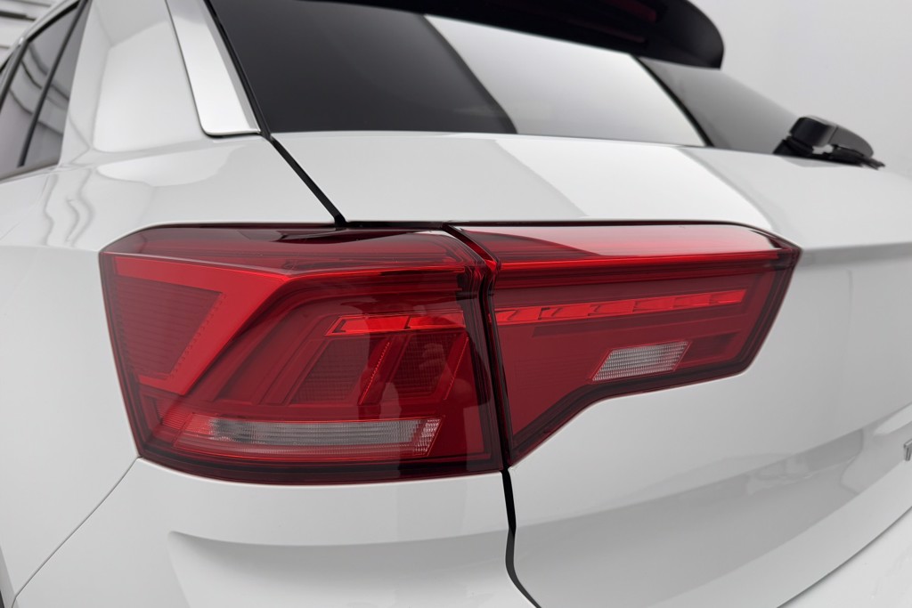 Volkswagen T-Roc Active Manual Petrol SUV - Stock Number (1555980) - 29th supplementary image