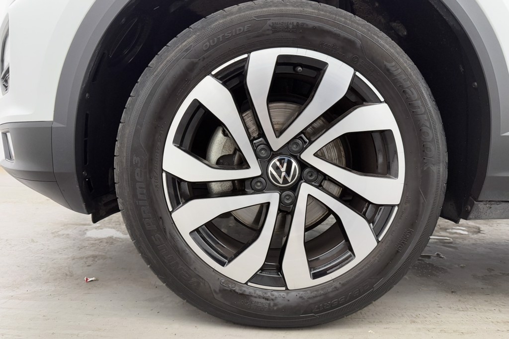 Volkswagen T-Roc Active Manual Petrol SUV - Stock Number (1555980) - 35th supplementary image