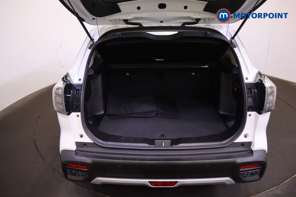 Suzuki S-Cross Ultra Manual Petrol-Electric Hybrid SUV - Stock Number (1556035) - 8th supplementary image
