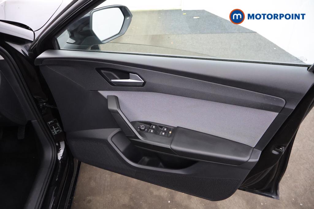 Seat Leon Se Dynamic Manual Petrol Hatchback - Stock Number (1556105) - 8th supplementary image