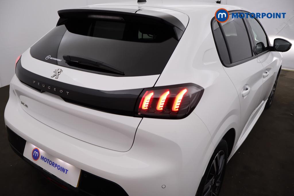 Peugeot 208 Allure Premium -Plus Manual Petrol Hatchback - Stock Number (1556210) - 11th supplementary image